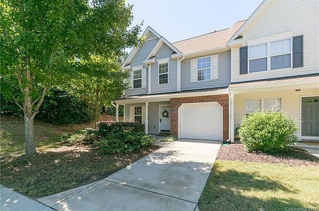 1st image of 11424 Glaetzer Ln