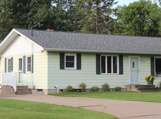 1712 E 39th St, Hibbing, MN 55746