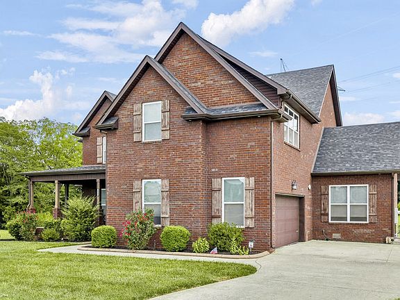 2nd image of 2989 Eliza Dr