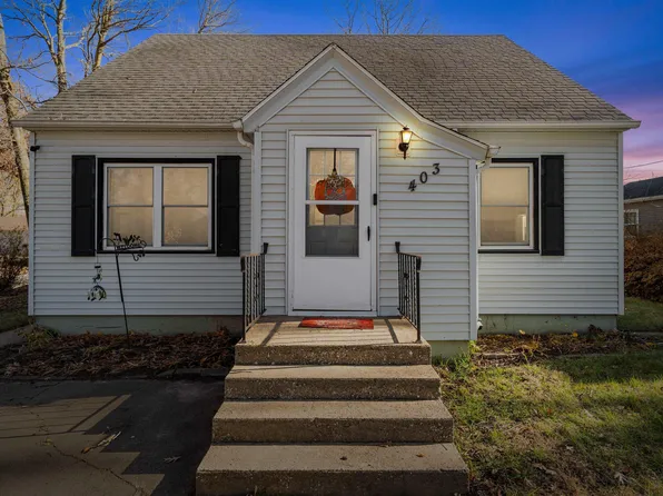 403 2nd St S, Coggon, IA 52218