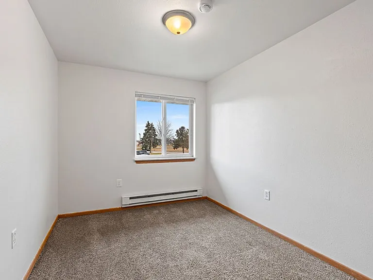 Chestnut Ridge Apartments — Photo 12