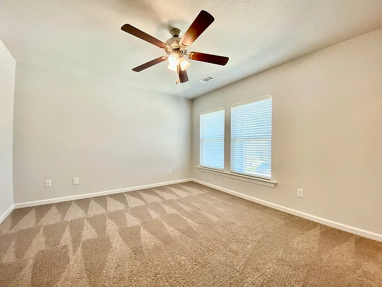 1895 Butternut Dr — Photo 20