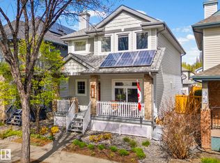9923 89th St NW, Edmonton, AB T5H 4N3