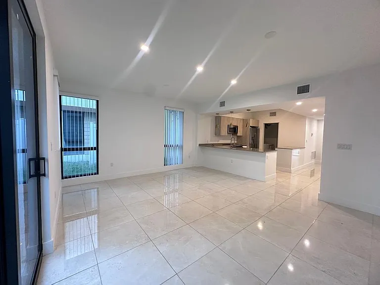 5481 W Oak Way — Photo 24