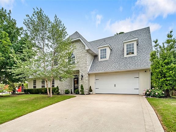 4th image of 5207 S 44th Pl
