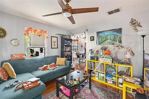 2 bed, 611 sqft, $2,100 — Photo 4