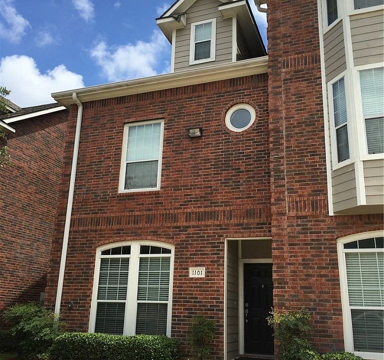 1st image of 305 Holleman Dr E APT 1101