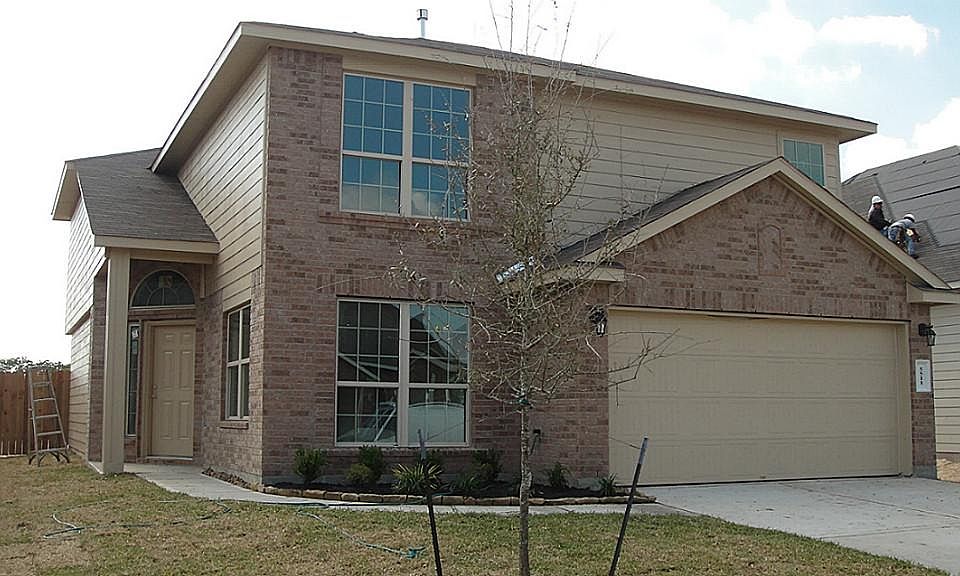 1st image of 5511 Roaring Peaks Ln