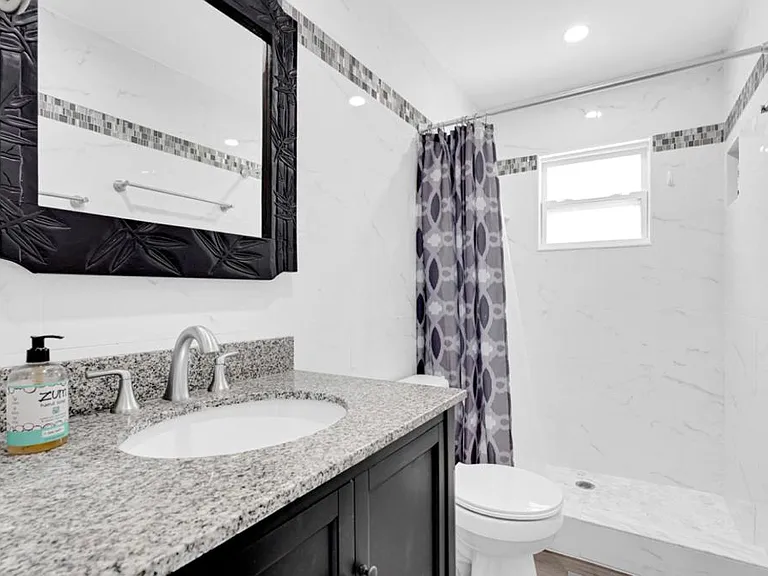 70 Coral Dr — Photo 4