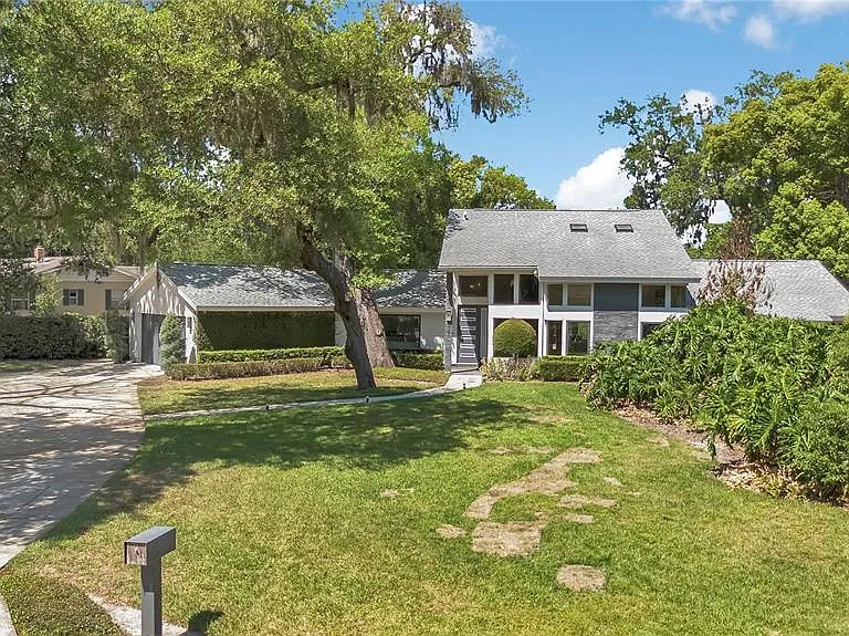 1041 Tuscany Pl — Photo 39