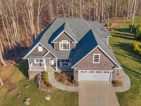 2nd image of 860 Coalwood Way