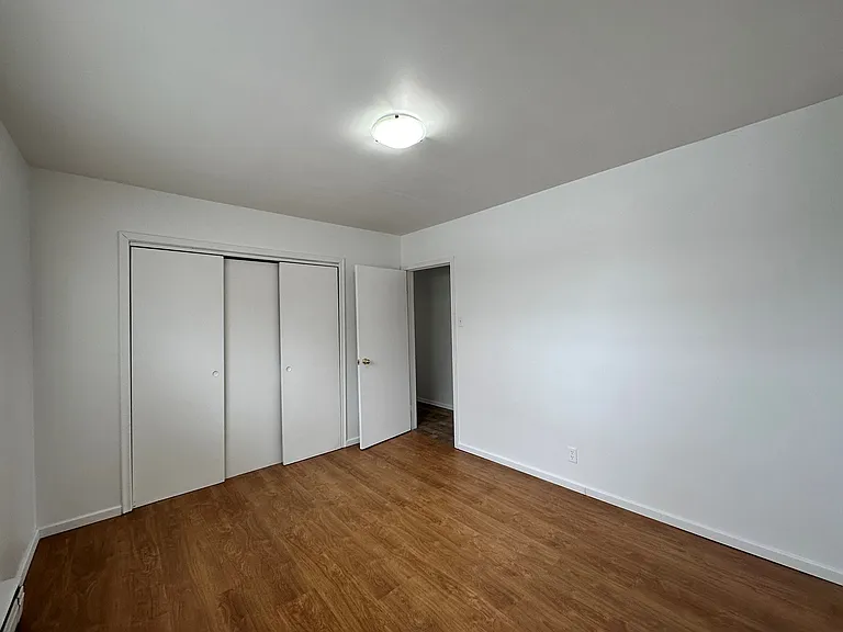 120 Clive Rd #4 — Photo 8