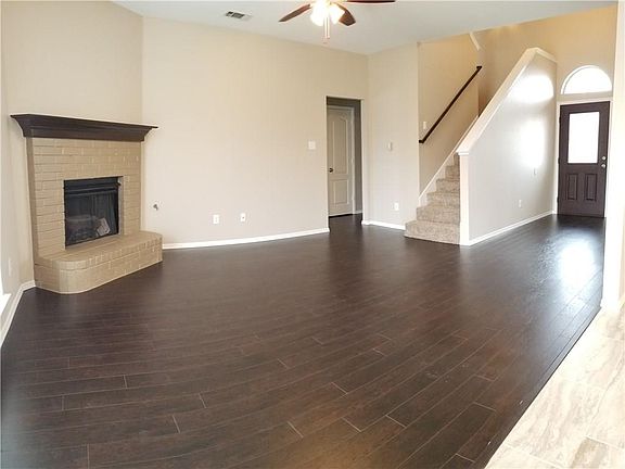 4th image of 1201 Mockingbird Ln