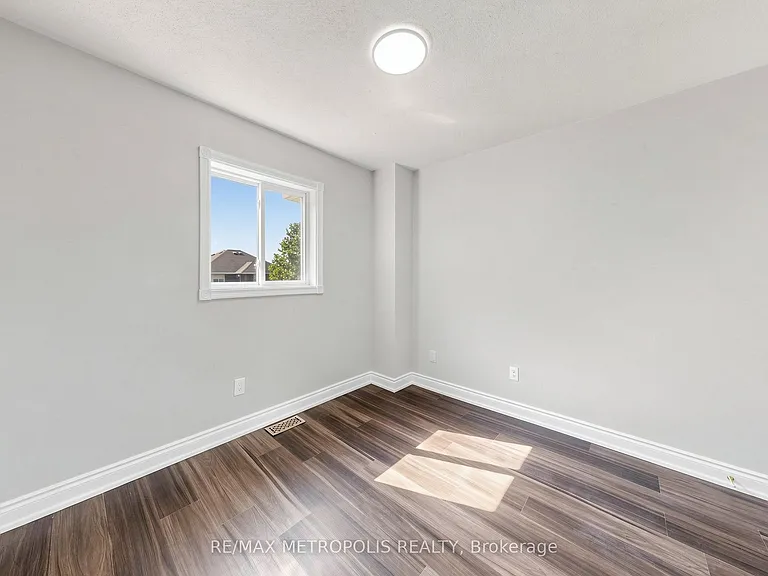 118 Jordan Dr — Photo 28
