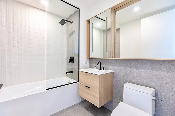 Rented by Manhattan Realty Group | media 59