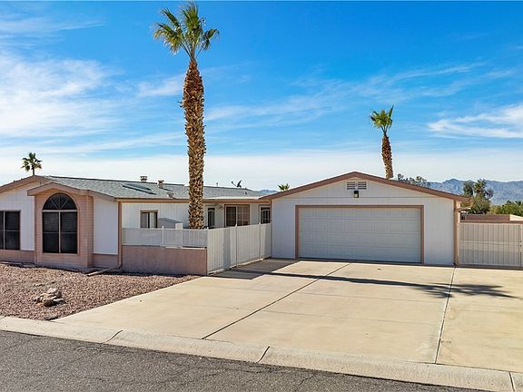 2nd image of 2609 E Jared Drive