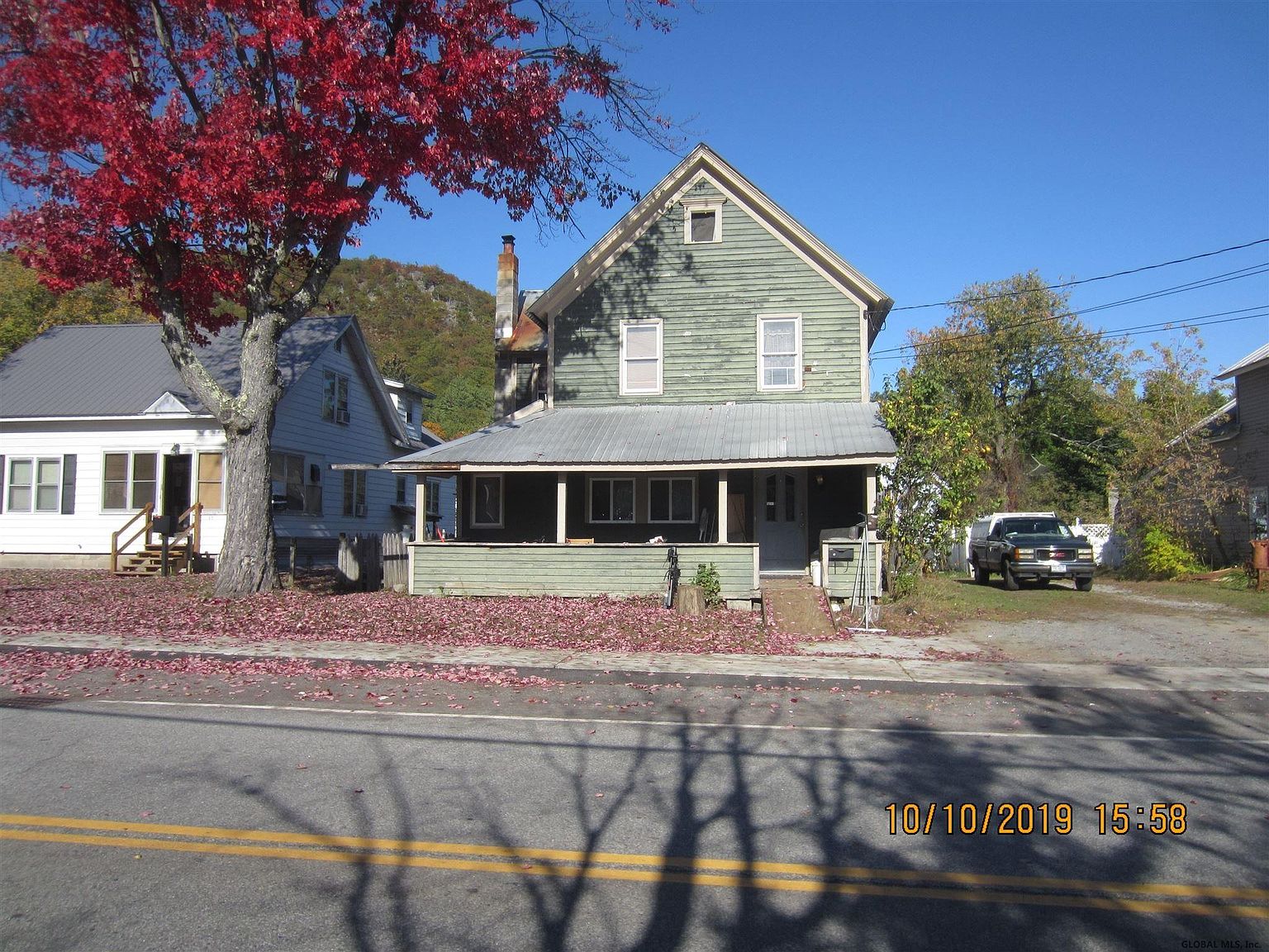 23 King St Warrensburg Ny 12885 Mls 202032797 Zillow
