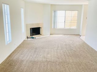 4948 Voltaire St APT 3, San Diego, CA 92107