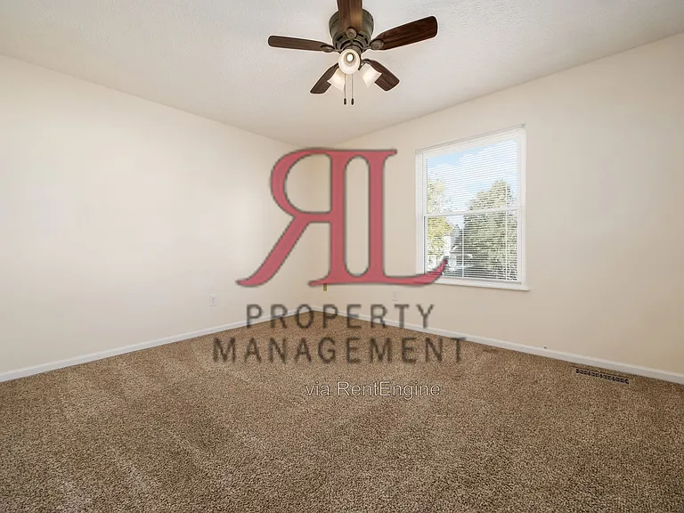 5333 Timber Grove Dr — Photo 10
