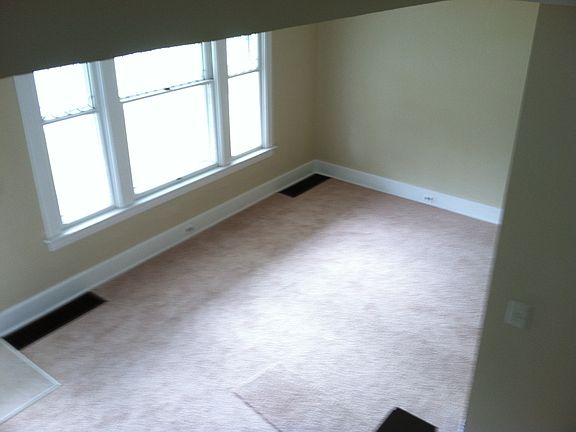 5th image of 1521 Elmwood Ave