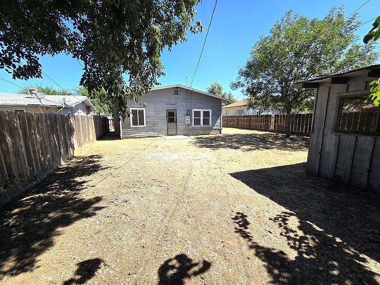 345 W Kanai Ave — Photo 14