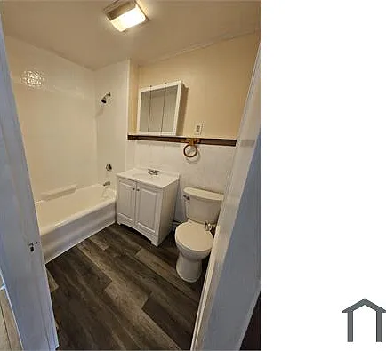 177 Lewis St #4 — Photo 2