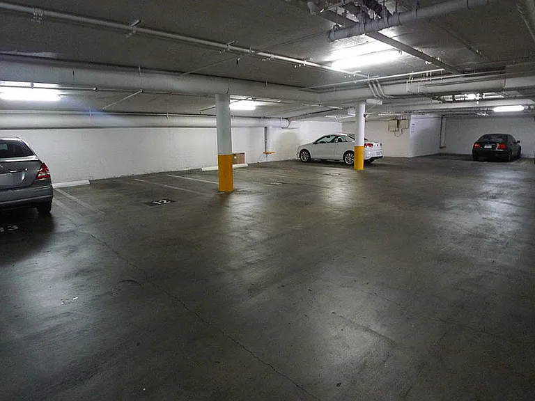 Villa De Adel Apts — Photo 16