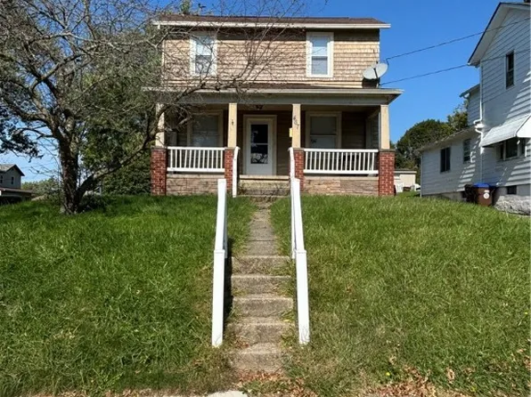 467 Tamplin St, Sharon, PA 16146
