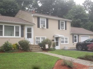 6 Kennedy Dr, Coventry, RI 02816