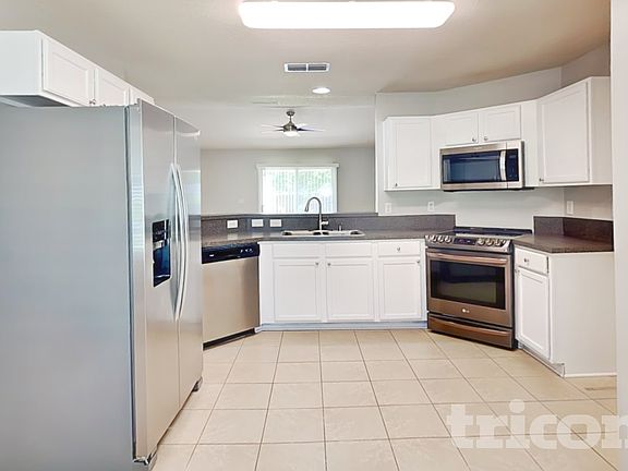 4th image of 45512 Ingleham Cir