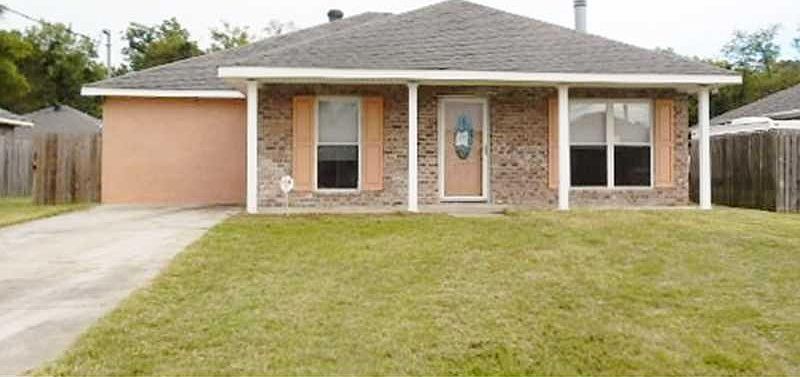 1st image of 744 Camelia Ave