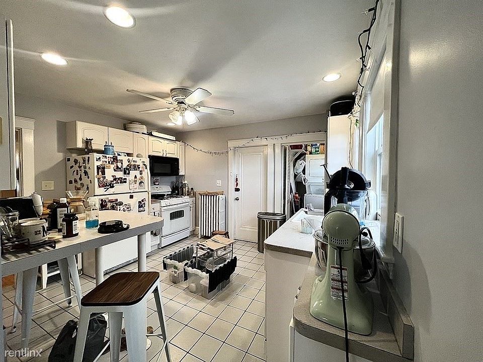 70 Union #3 Boston (Brighton) Unit Photo 2