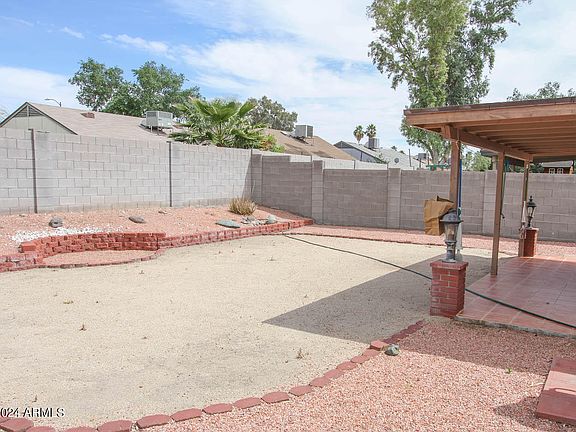 4th image of 21071 N 34TH Drive