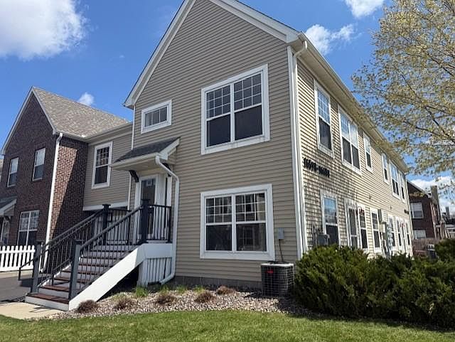 1st image of 16604 72nd Ct NE