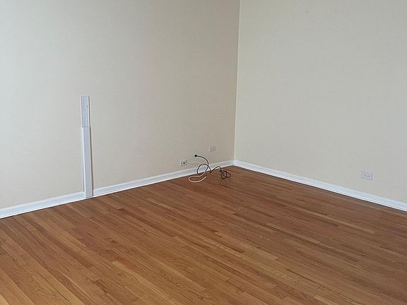 2nd image of 4858 Crain St