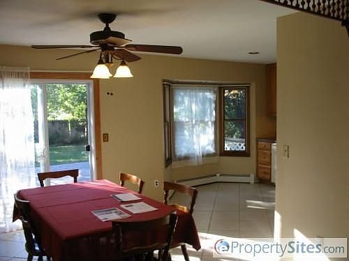 5th image of 22 Felway Dr