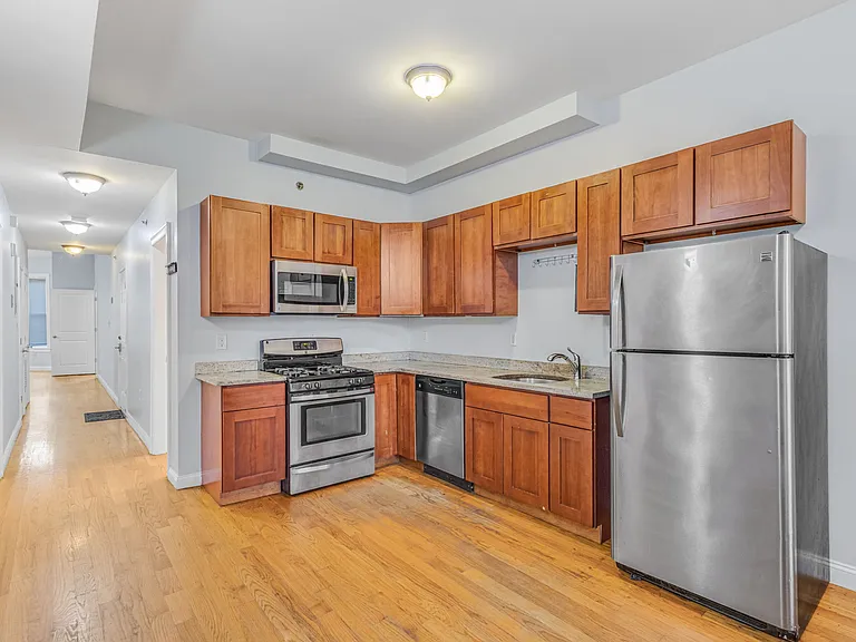 50 Dudley St #2 — Photo 14