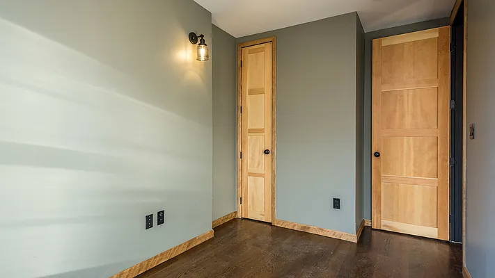 Rented by Nooklyn NYC LLC | media 50