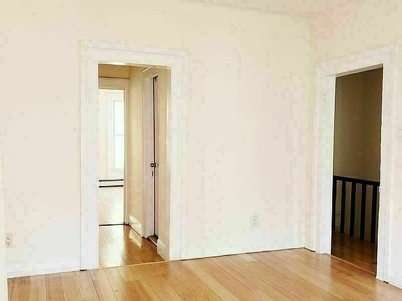 4th image of 268 Kosciusko St #1