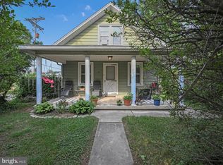 31 Hokes Mill Rd, York, PA 17404