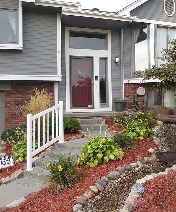 1st image of 15610 Parker Cir