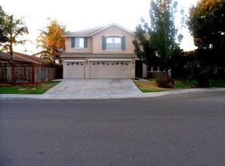 556 Red Robin Dr, Patterson, CA 95363