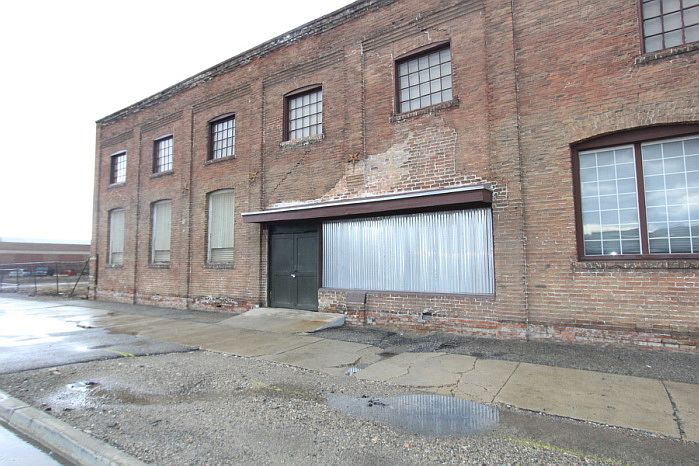 1st image of 412 S. 700 West