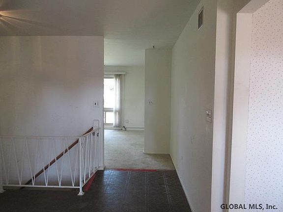 2nd image of 54 Hawthorne Ave