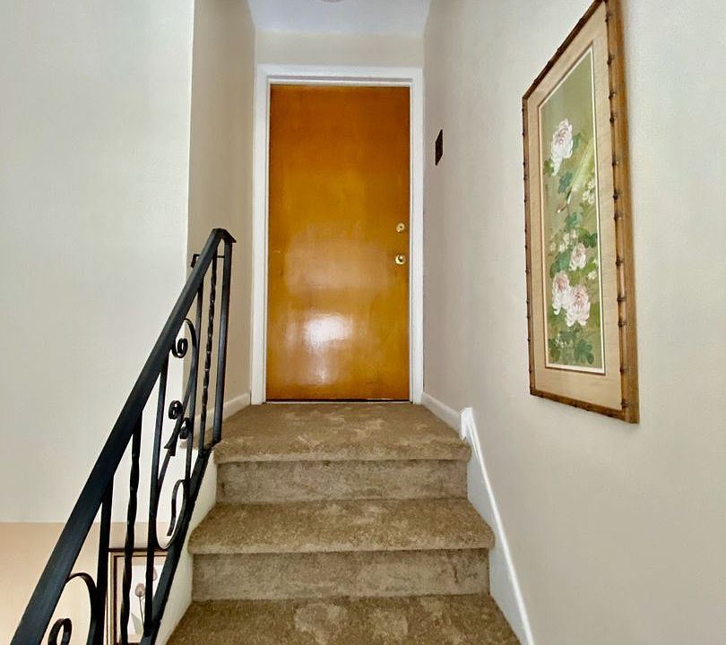1st image of 1533 Curtin St Floor 2