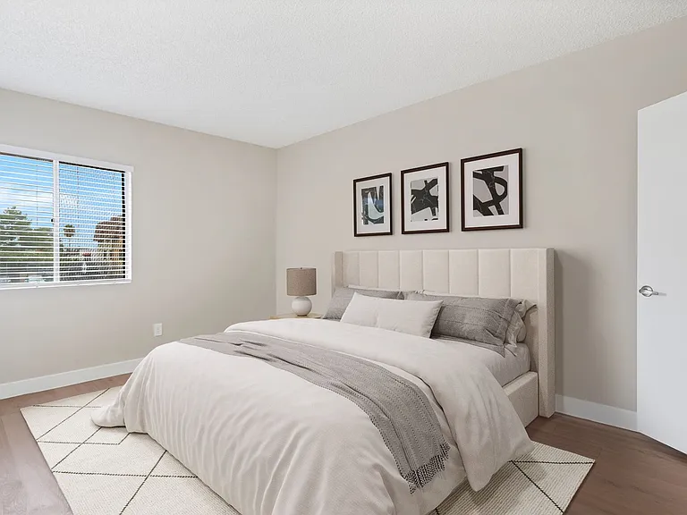 Verde Apartments — Photo 22