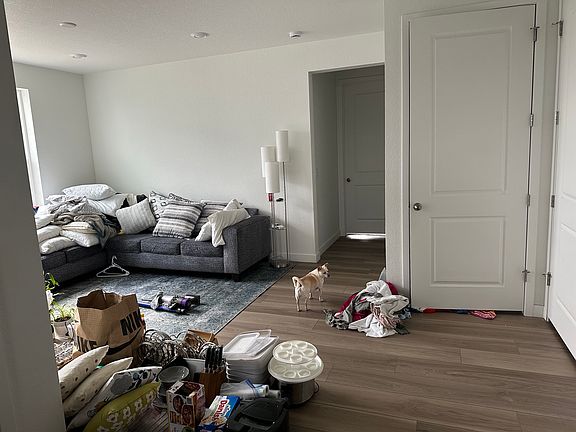 5th image of 493 Penn Rd #493