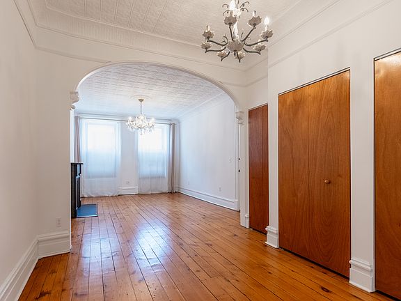 4th image of 505 Henry St APT 1B