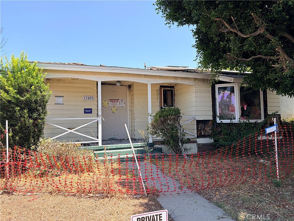 1st image of 13455 Bassett St