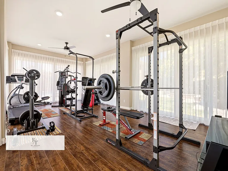 540 N Bardsdale Pl — Photo 42